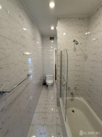 28 Gage Road, East Brunswick, NJ 08816