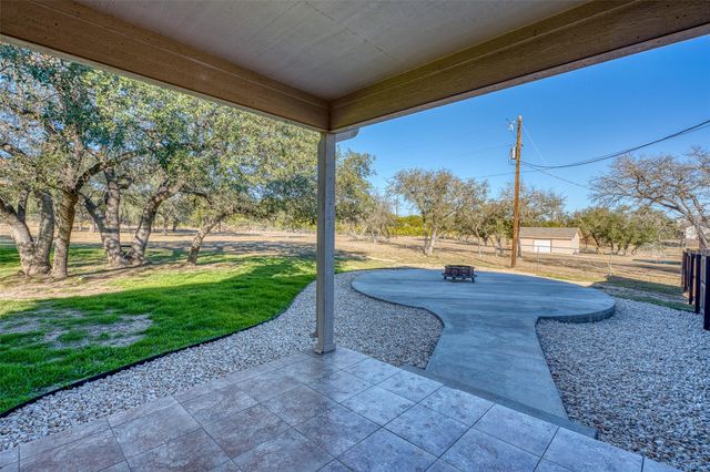 326 Sunrise HLS, Lampasas, TX 76550