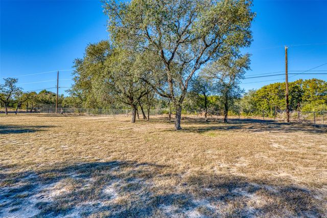 326 Sunrise HLS, Lampasas, TX 76550
