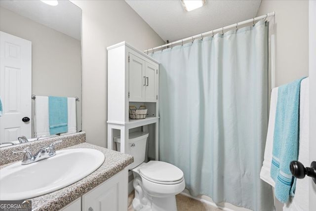 557 Aarons Circle, Gray, GA 31032