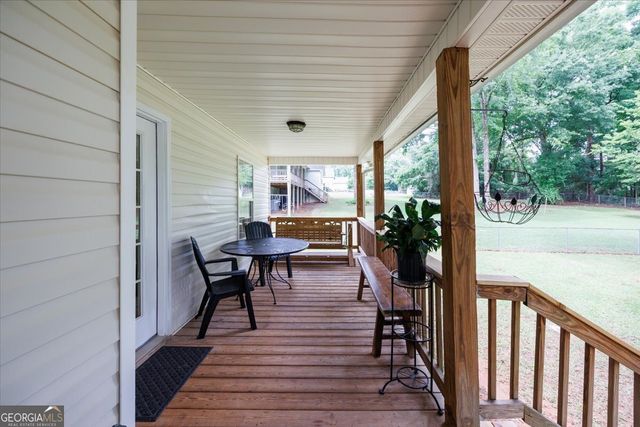 557 Aarons Circle, Gray, GA 31032