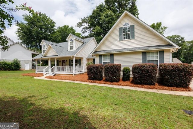 557 Aarons Circle, Gray, GA 31032