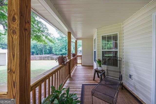 557 Aarons Circle, Gray, GA 31032