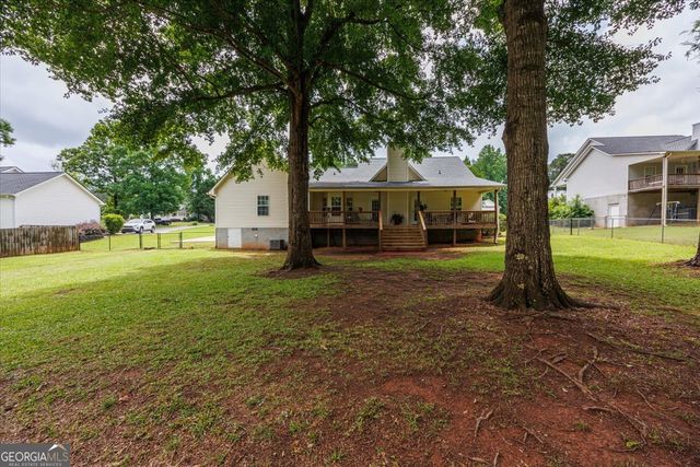 557 Aarons Circle, Gray, GA 31032