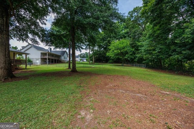 557 Aarons Circle, Gray, GA 31032