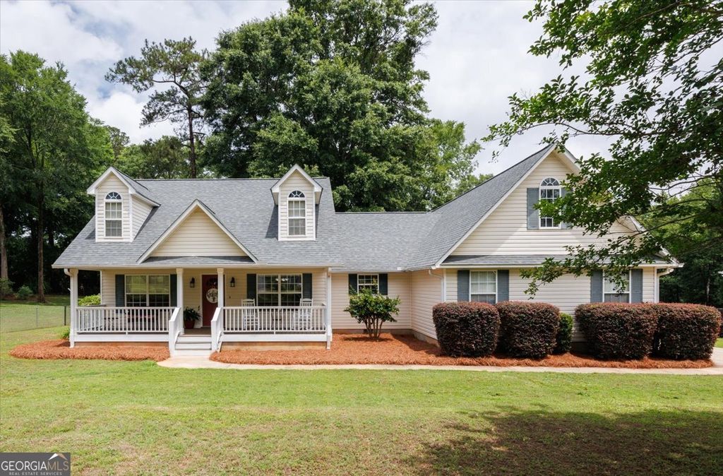 557 Aarons Circle, Gray, GA 31032