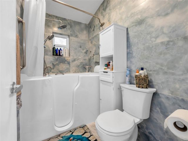 1604 COPPERSMITH COURT, Lutz, FL 33559