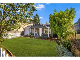 1112 Ne 160TH Ave, Portland, OR 97230