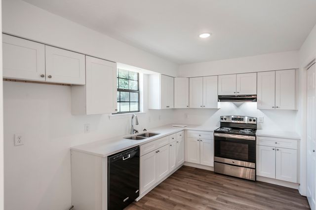 101 Deerpoint Ln, Hendersonville, TN 37075