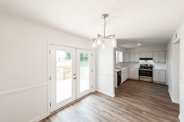 101 Deerpoint Ln, Hendersonville, TN 37075