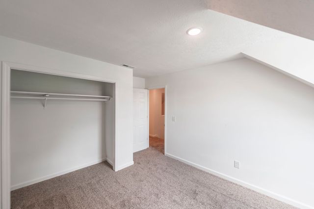 101 Deerpoint Ln, Hendersonville, TN 37075