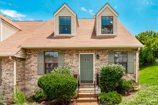 101 Deerpoint Ln, Hendersonville, TN 37075