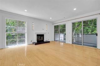 1401 S Bentley 203, Los Angeles, CA 90025