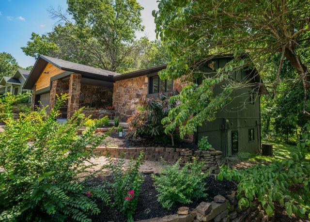 11 Shepton Lane, Bella Vista, AR 72715