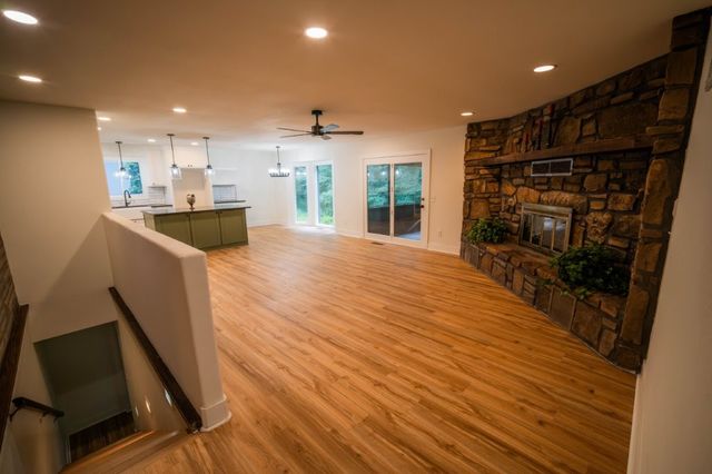 11 Shepton Lane, Bella Vista, AR 72715
