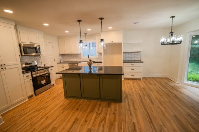 11 Shepton Lane, Bella Vista, AR 72715