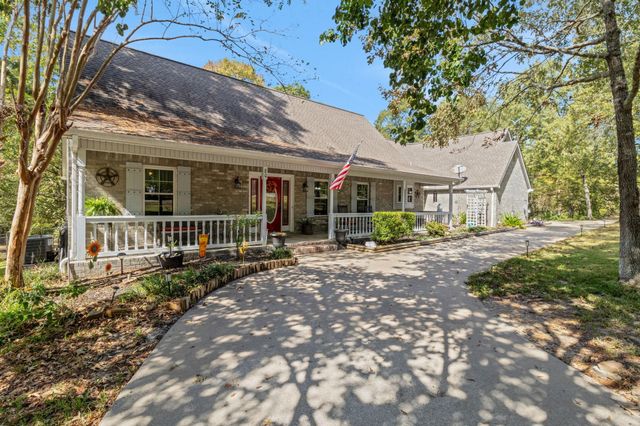 80 Lake Grove Drive, Coldspring, TX 77331