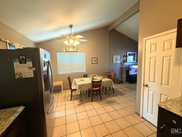 412 Leeta Street, Bakersfield, CA 93307