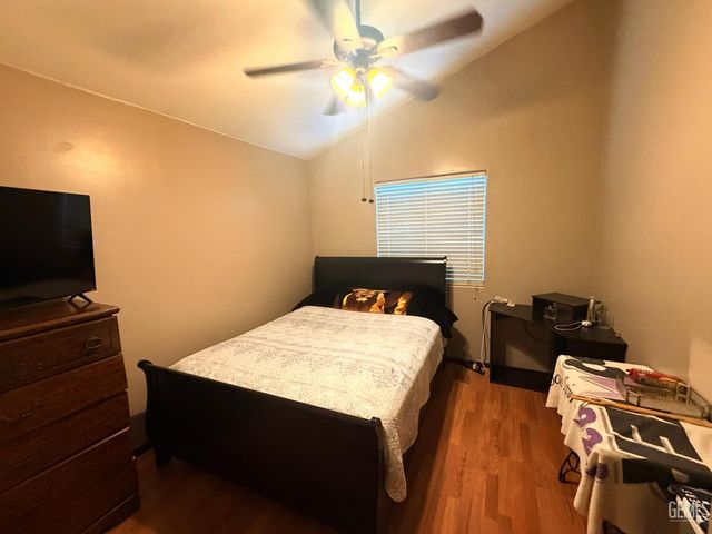 412 Leeta Street, Bakersfield, CA 93307