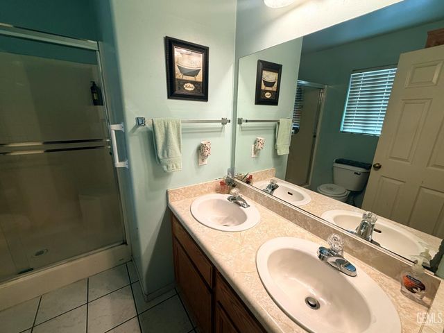 412 Leeta Street, Bakersfield, CA 93307