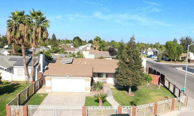 412 Leeta Street, Bakersfield, CA 93307