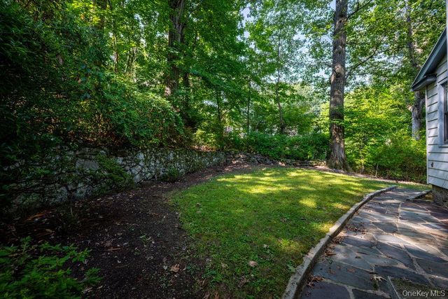 40 Pine Brook Drive, Larchmont, NY 10538