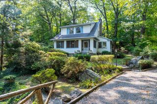 40 Pine Brook Drive, Larchmont, NY 10538