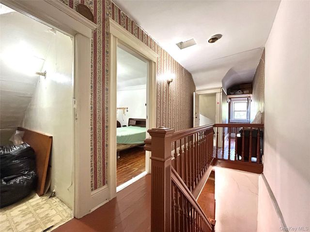 94-24 41st Road, Elmhurst, NY 11373