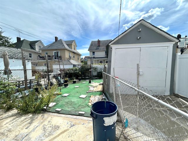 94-24 41st Road, Elmhurst, NY 11373