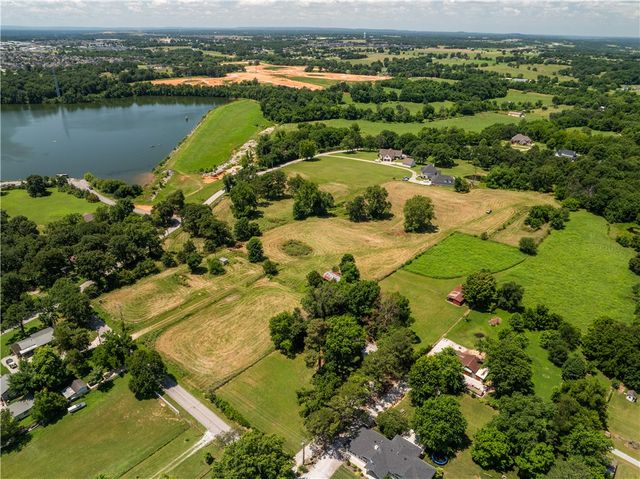Tract 2 5 Acres E Lake Road, Elm Springs, AR 72762