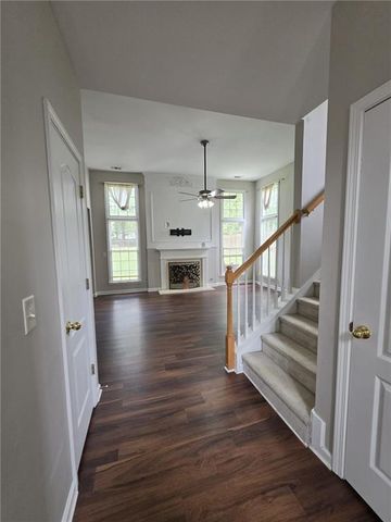 1712 Hillside Bend Crossing, Lawrenceville, GA 30043