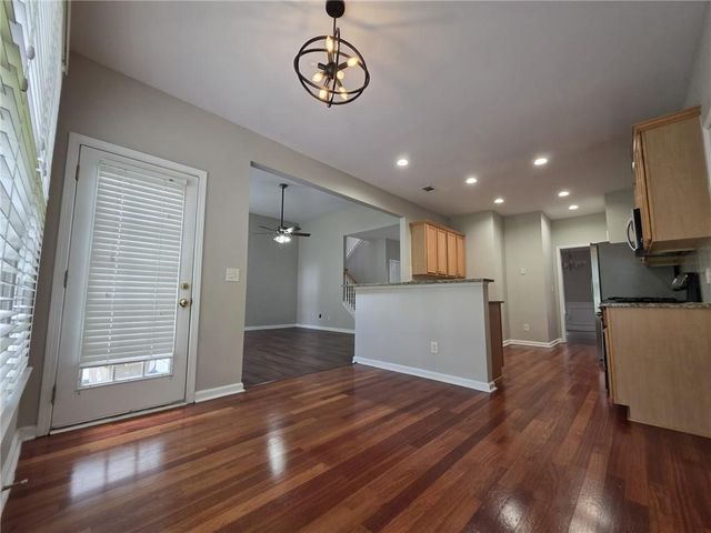 1712 Hillside Bend Crossing, Lawrenceville, GA 30043