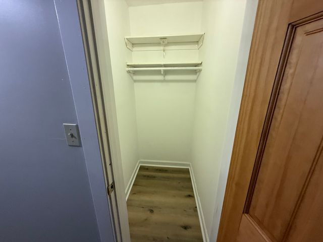 102 Lincoln Avenue GDN, Riverside, IL 60546