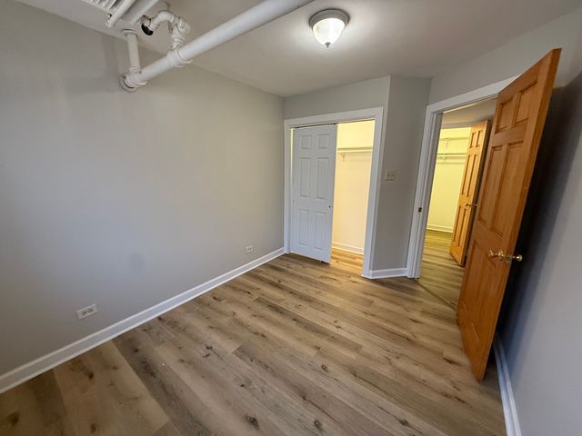 102 Lincoln Avenue GDN, Riverside, IL 60546