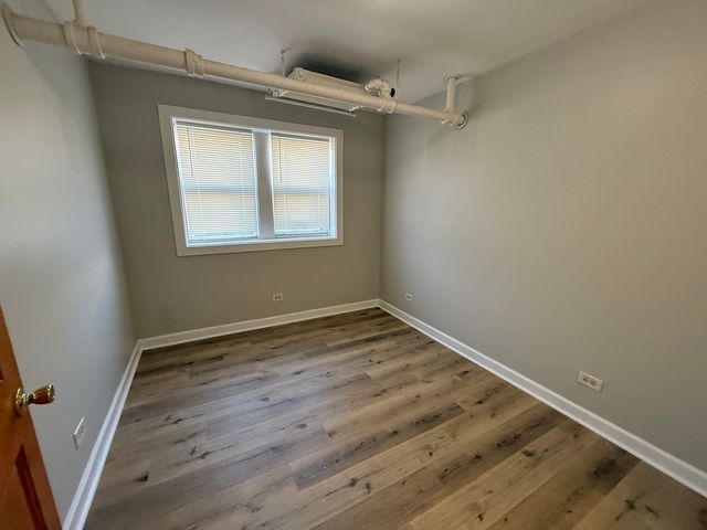 102 Lincoln Avenue GDN, Riverside, IL 60546