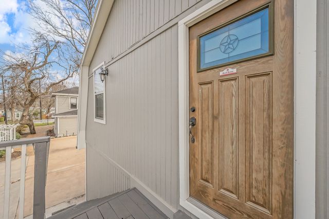 811 N Church Street, Mckinney, TX 75069