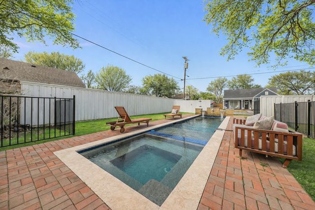 811 N Church Street, Mckinney, TX 75069