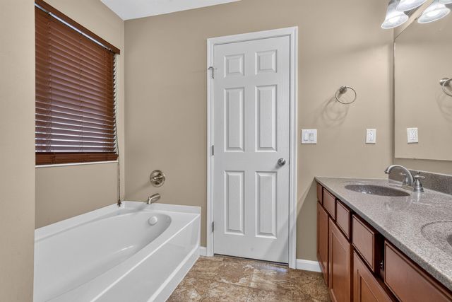 6263 Holm Oak Court, Independence, KY 41051