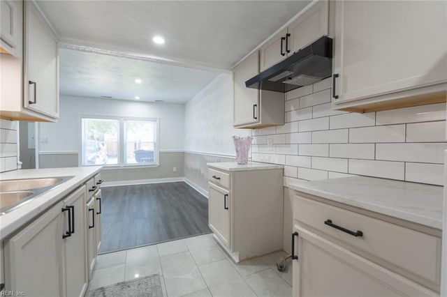 4032 Sloop TRL, Chesapeake, VA 23321