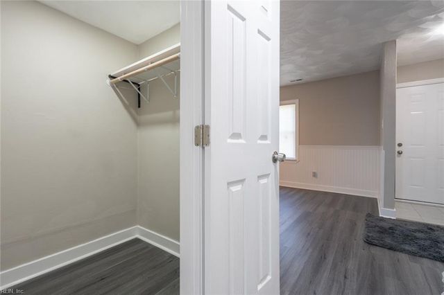 4032 Sloop TRL, Chesapeake, VA 23321