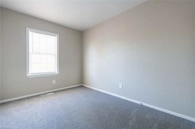 4032 Sloop TRL, Chesapeake, VA 23321