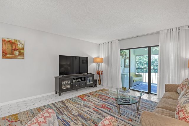 21662 Arriba Real 44-D, Boca Raton, FL 33433