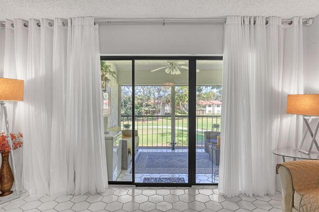 21662 Arriba Real 44-D, Boca Raton, FL 33433