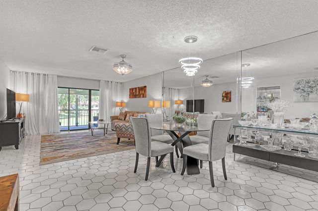 21662 Arriba Real 44-D, Boca Raton, FL 33433
