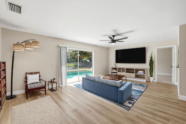 9774 Lancaster Place, Boca Raton, FL 33434