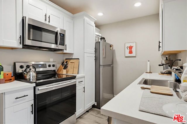 28915 Thousand Oaks Boulevard 190, Agoura Hills, CA 91301