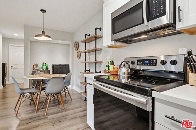 28915 Thousand Oaks Boulevard 190, Agoura Hills, CA 91301