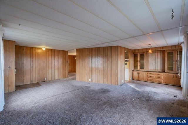 3182 Sandal Ct NE, Salem, OR 97305