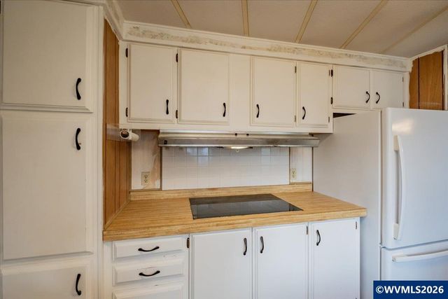 3182 Sandal Ct NE, Salem, OR 97305