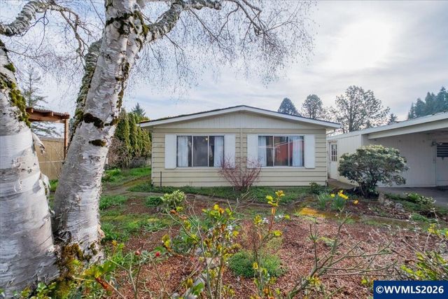 3182 Sandal Ct NE, Salem, OR 97305